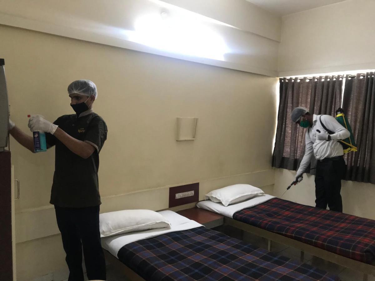 Hotel Maurya Residency à Pune Extérieur photo