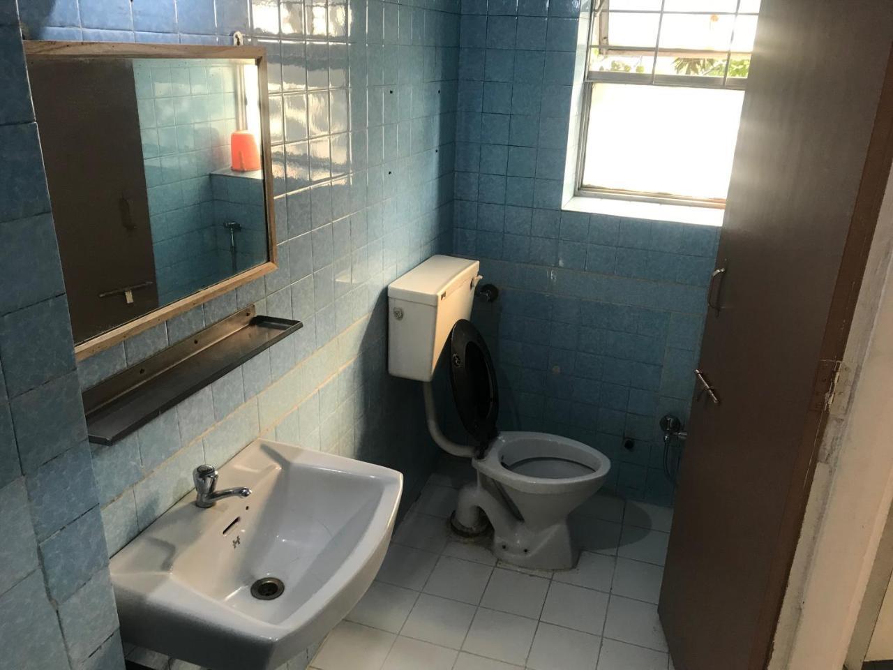 Hotel Maurya Residency à Pune Extérieur photo