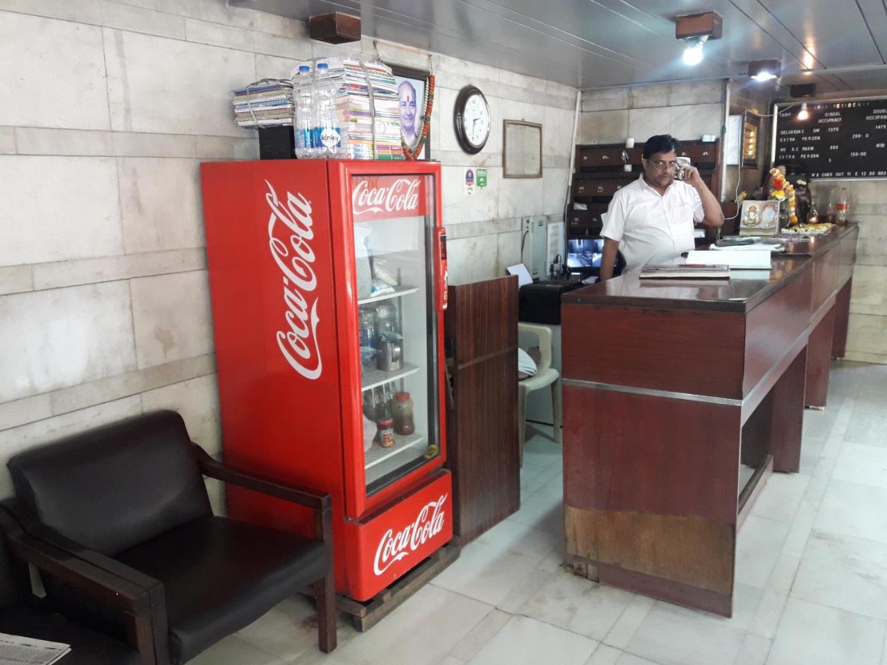Hotel Maurya Residency à Pune Extérieur photo