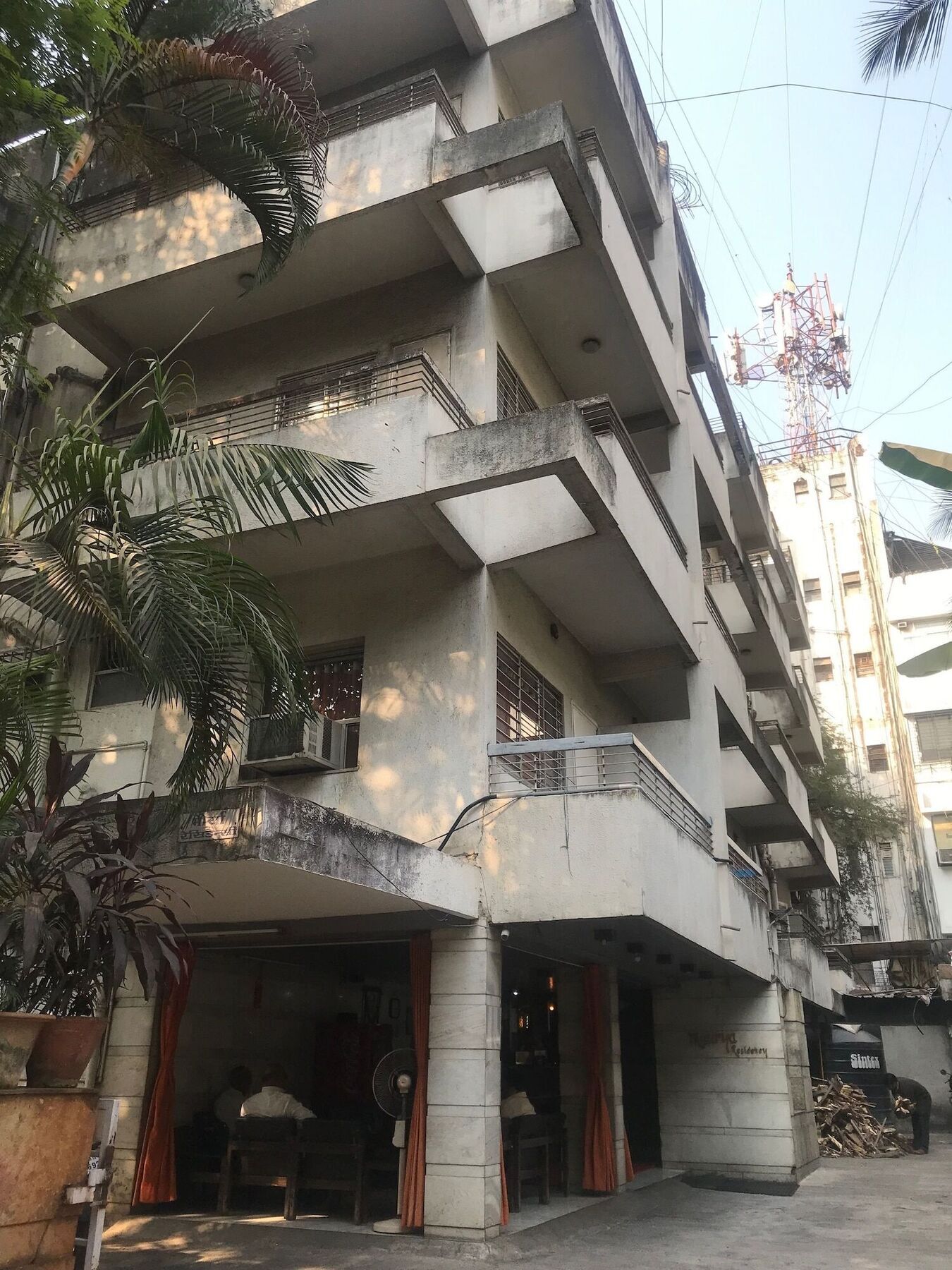 Hotel Maurya Residency à Pune Extérieur photo